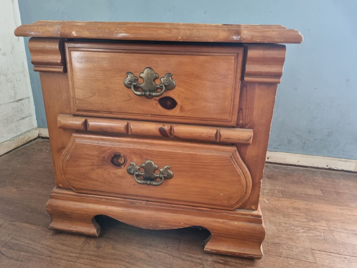 Vintage Solid-Wood Nightstand